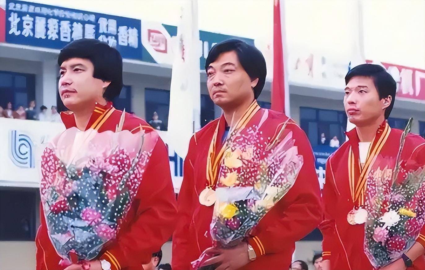 射击冠军许海峰:为国家夺金,却愧对妻儿一生,如今66岁面容憔悴