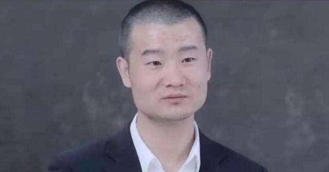 8年前,那个跑到中东地区当雇佣兵的白晓保,回国后现状如何?