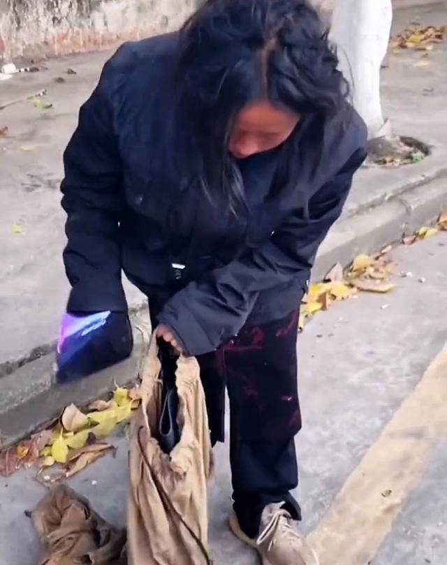 春节广州流浪女图片