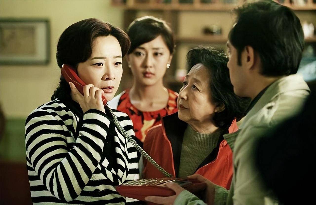 "国民媳妇"陈小艺:多次约会小鲜肉,丈夫却说相信她_刘惠_妻子_电视剧
