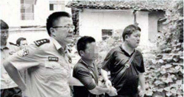 99年贵州独行悍匪周二全落网记