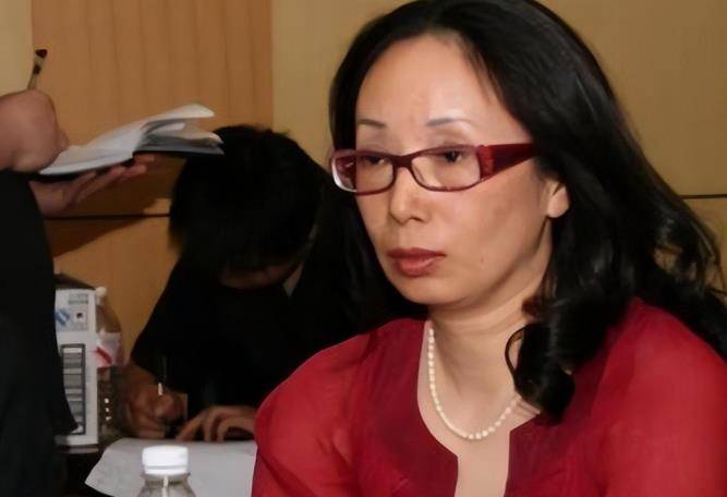 黑龙江女首富戴秀丽:身价95亿却遭离婚,英国丈夫:厌倦了太富裕