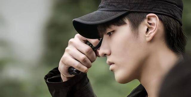 而且吴亦凡根本就觉得,自己作为明星,玩弄这么多女孩也是很正常,与