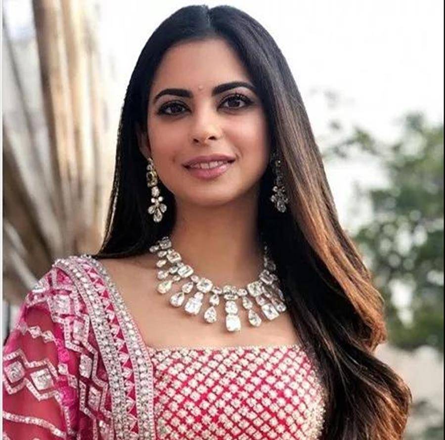 首富千金伊莎:耗资7亿举办婚礼,5000人共同赴宴,马云亲自到场