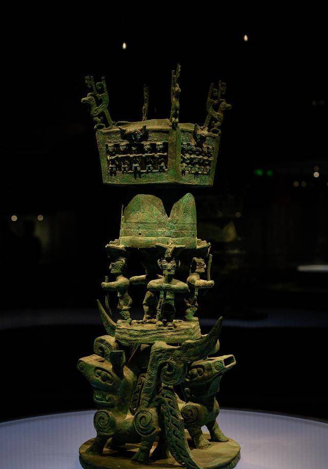 它的出生地—中国三星堆是如何被发现?