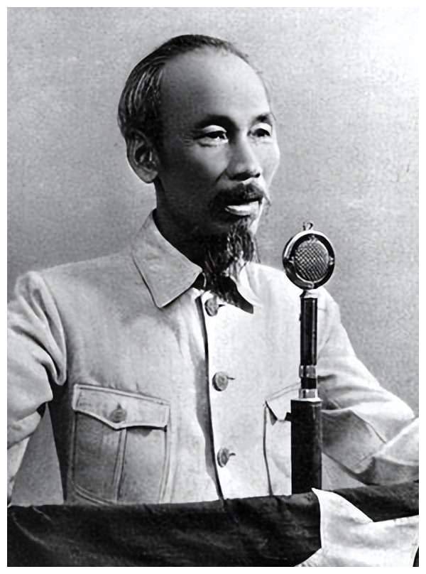 胡志明去世这一天,正好是越南建国24周年纪念日