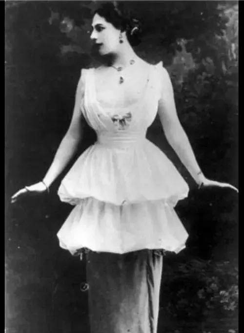 女间谍因长得太美,被处死之后,头颅存放在巴黎博物馆观赏