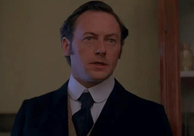 《绝恋》凯特·温斯莱特最早的r级电影,违背伦理的爱情