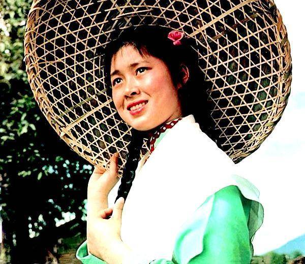 纪实"刘三姐"黄婉秋:与儿子先后离世遗言感人,丈夫依旧悲伤