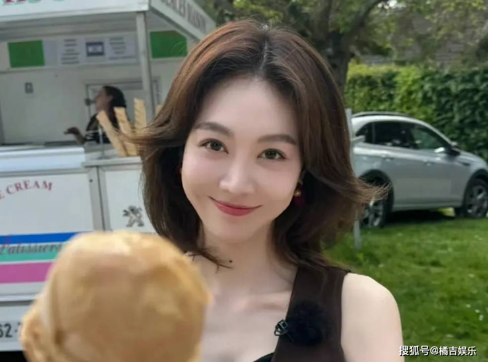 姜妍带男友参加宋丹丹生日聚会，两人早在四年前就已​结婚-姜妍宋丹丹到底什么关系