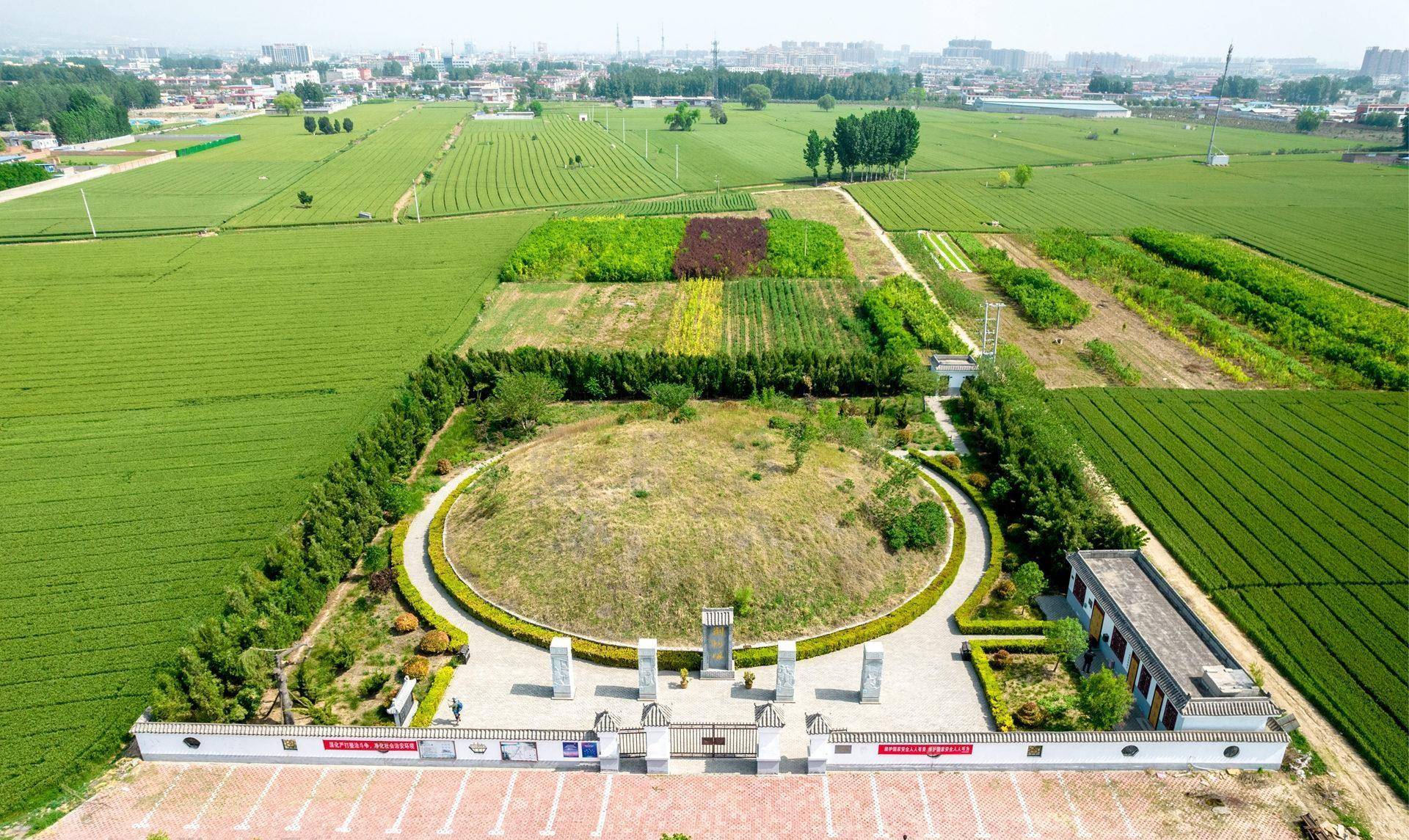 刺杀皇帝被反杀,大疆air2s无人机航拍其墓冢_荆轲_淇县_秦王