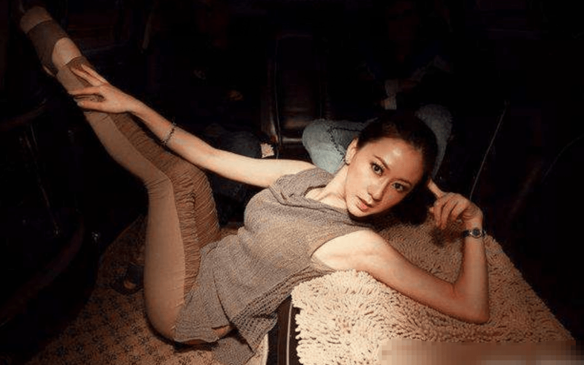 回顾"人体模特"汤加丽:为艺术献身遭父母嫌弃,离婚后孤身至今