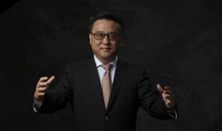 中国神童12岁上中科大,23岁成博士,比尔盖茨称他是天才