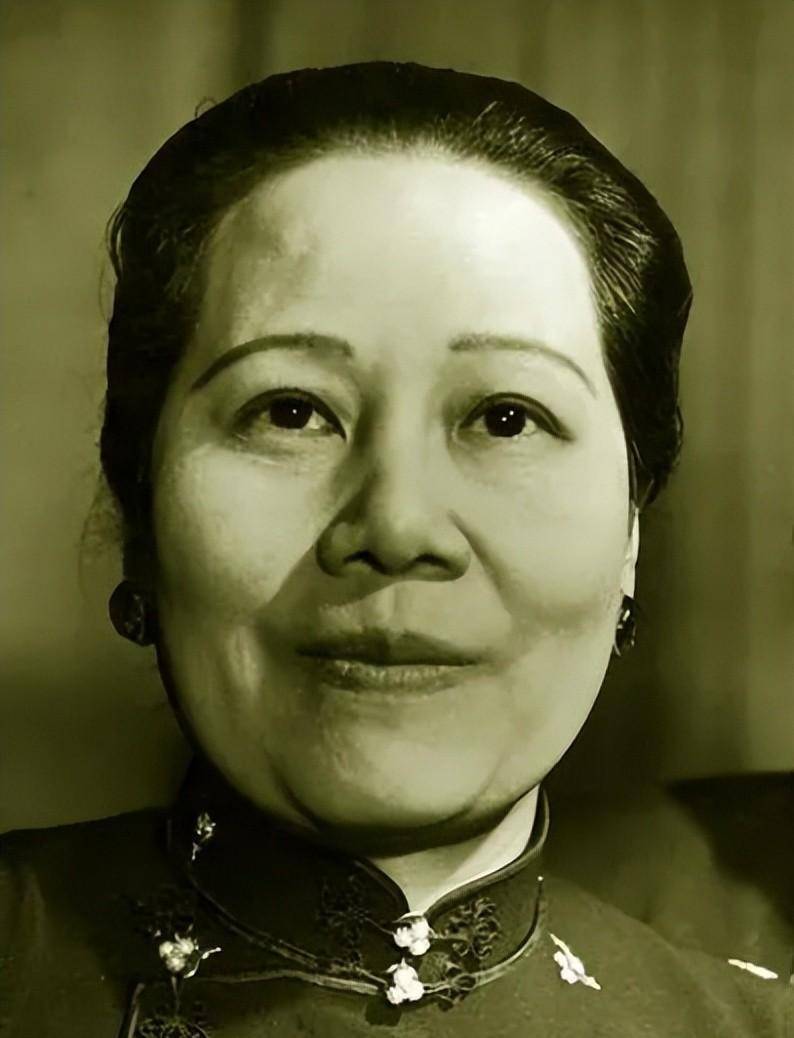 都说宋霭龄生活奢侈,那她的生活到底有多奢侈?