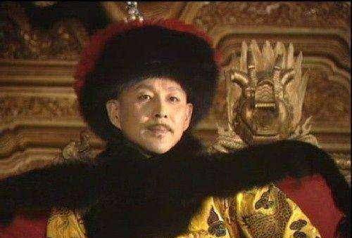 顺治帝已死,自然需要选择出一位新君继位.