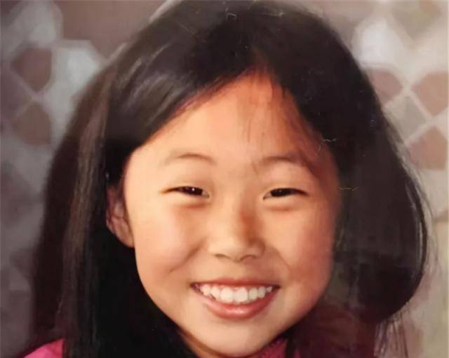 中国女孩被老外收养,24年后从哈佛毕业回国寻亲,结果如何?