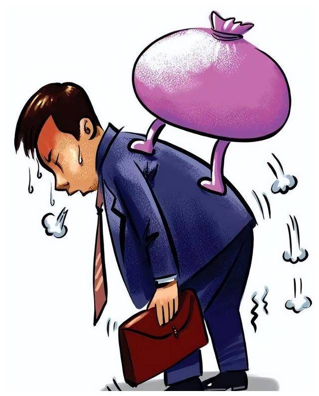 年薪50万却因高铁上的一份盒饭哭了,中年男人的现实压力有多大?