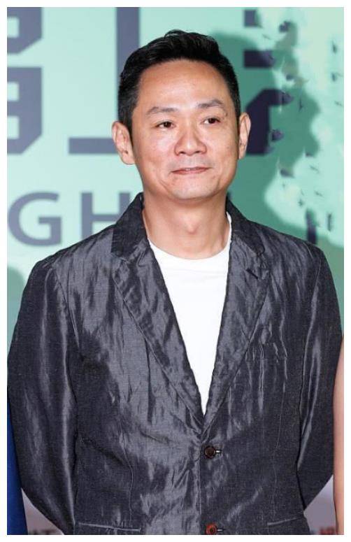 果靖霖:妻子去世14年,他发誓永不再娶,今53岁无儿无女独自生活