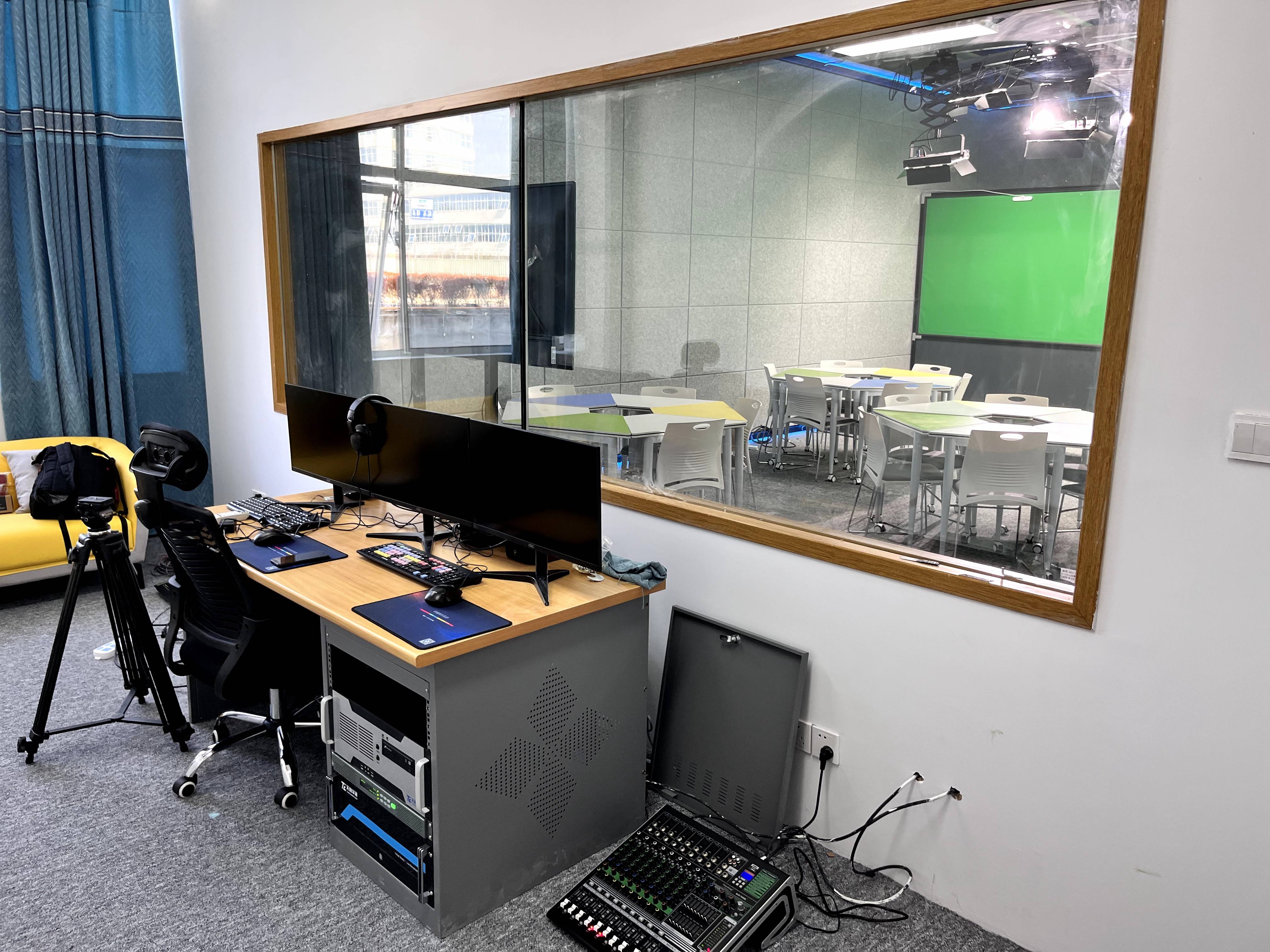 学校电子商务直播实训室搭建