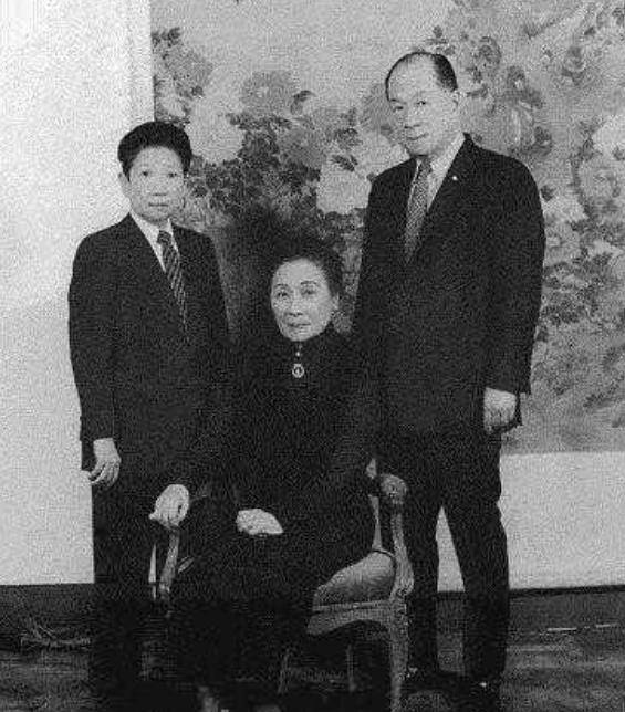 1949年大陆解放后,控制中国数十载的民国四大家族去哪儿了?
