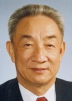 他的儿子更是青出于蓝,曾经还担任过新中国的