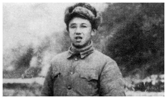 廖政国很快就成为了黄安独立团的团长廖政国在每场战役中都勇于