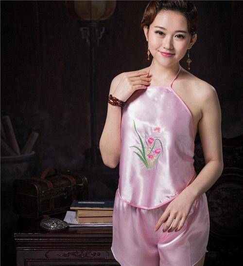 古代女性内衣风格:宋代"禁欲",元代奔放,清朝更加成熟