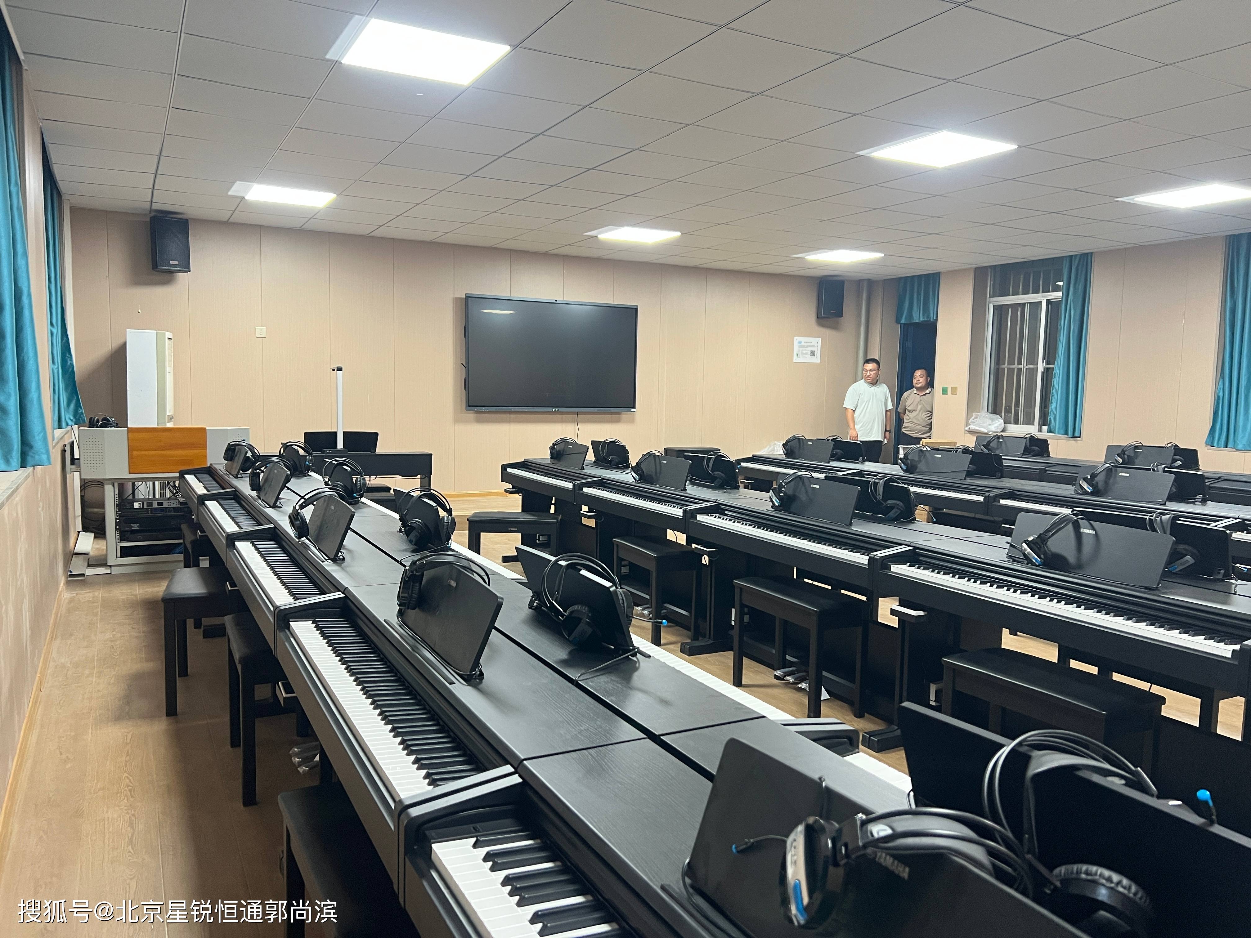 四,应用场景该软件广泛应用于各类音乐教育机构,学校音乐教室以及个人