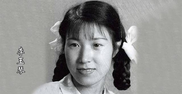 谭玉玲的死很突然,很多人猜测是日本人动了手脚.