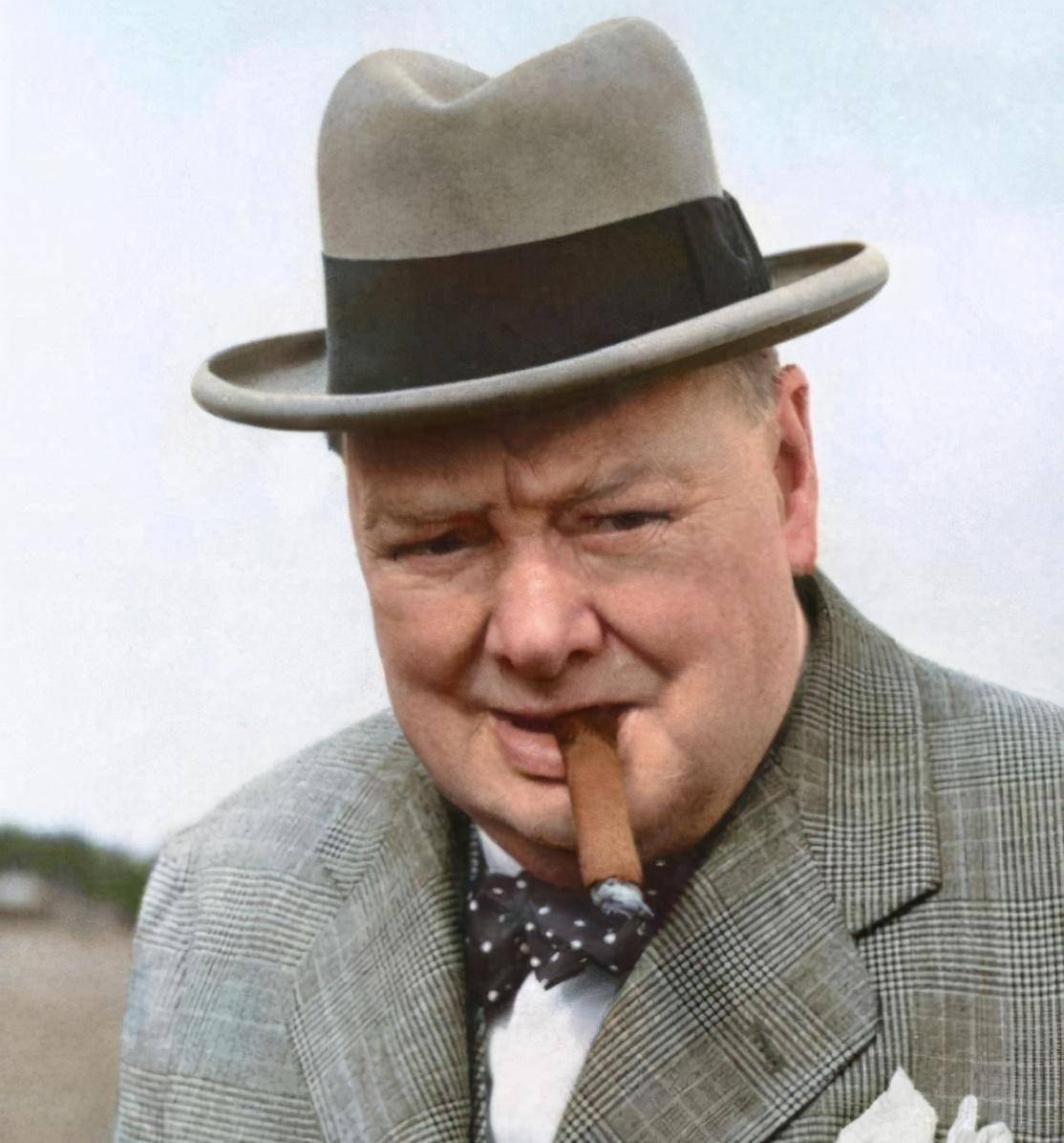 法国在二战中"颜面尽失",战后却依然能够位列"五常",为什么_罗斯福