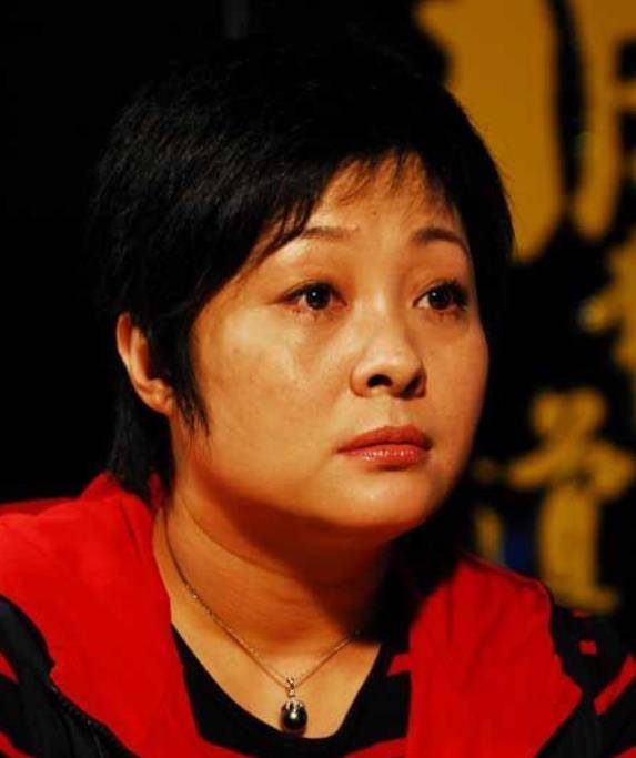 幸运傅子恩:父亲傅彪患癌去世后,葛优把他养大,债务冯小刚全包
