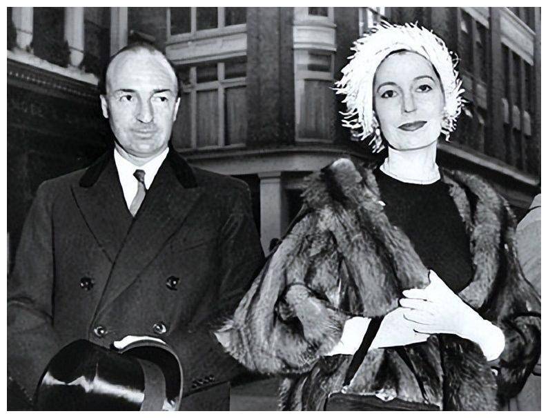 这一年,普罗富莫只有45岁,可谓前途不可限量.