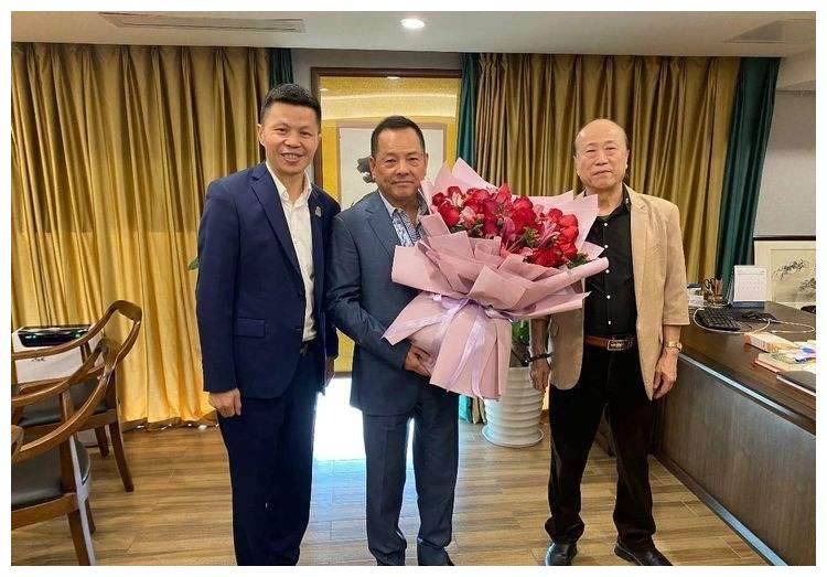 协会是隶属洪门会堂的国际性联谊组织,崩牙驹为创始人,总部设于澳门