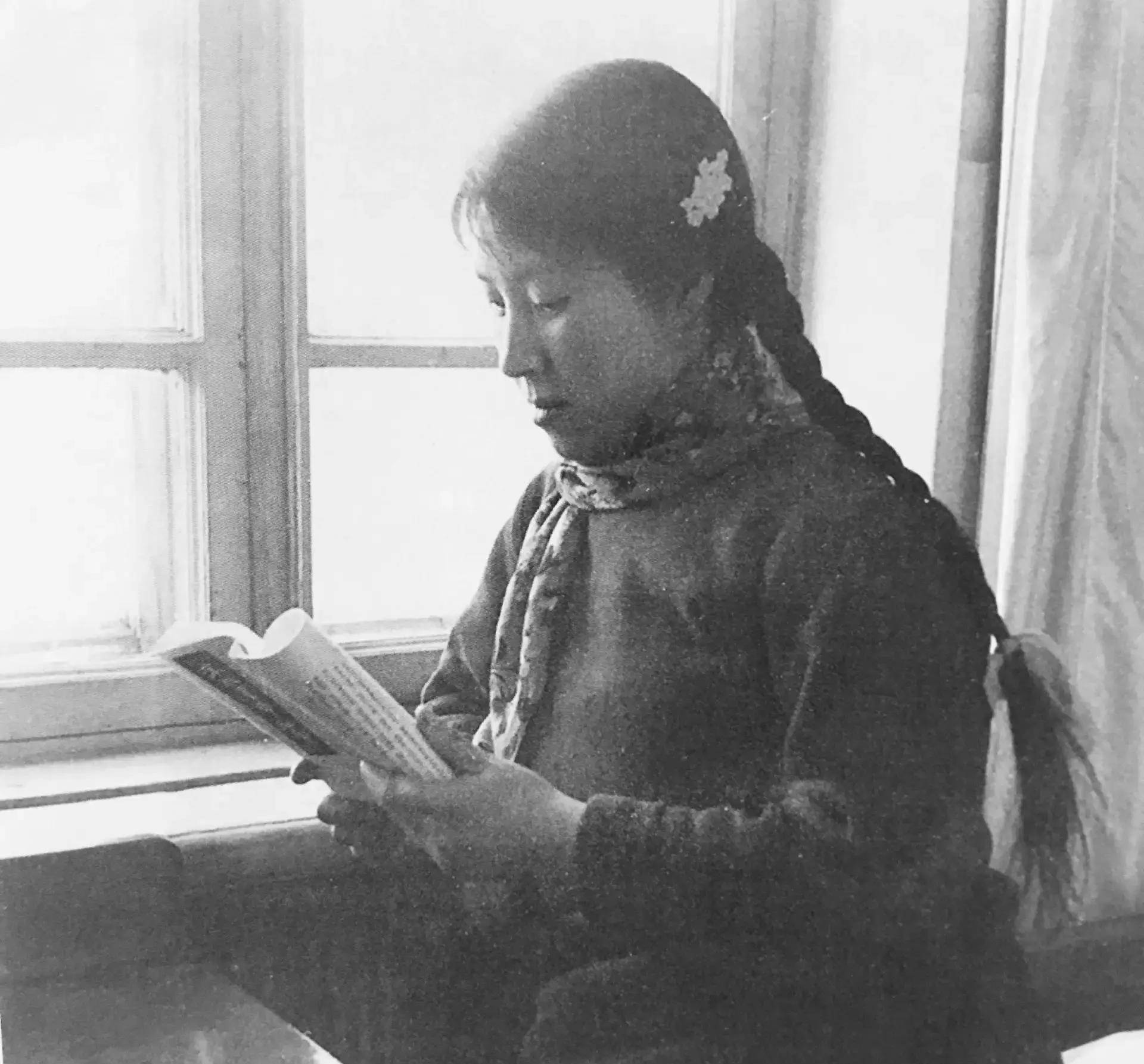 李玉琴苦找他十年,相逢后与其起诉离婚_日本_福贵人_谭玉玲