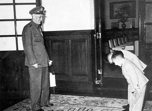 并非后继无人而是另有原因_蒋孝文_经国_蒋介石