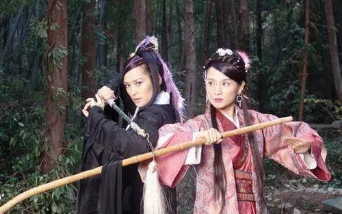 作为东邪黄药师的女儿,黄蓉的武功怎么样?勉强排入前十