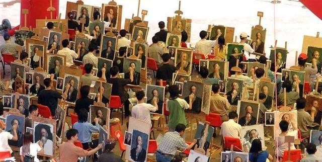 画工中虽然偶尔也有美术院校落榜生这种接受过一定系