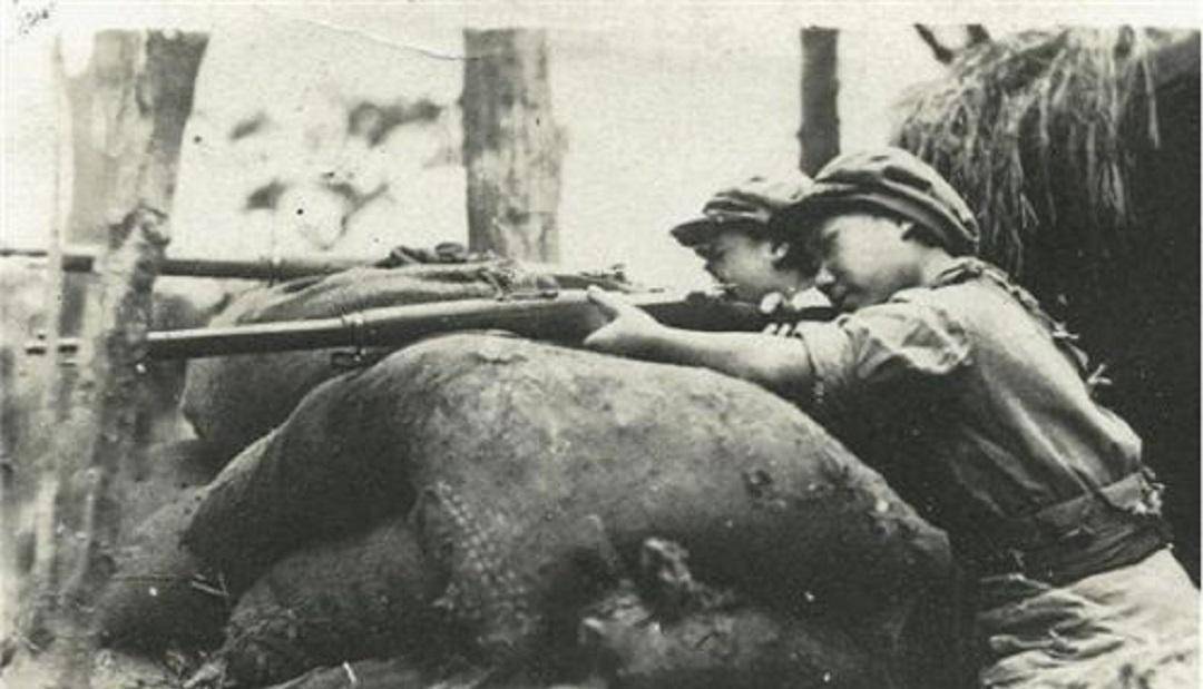 原创杜聿明兵败野人山,士兵饿得连战马都杀了,但还是女兵最"惨"
