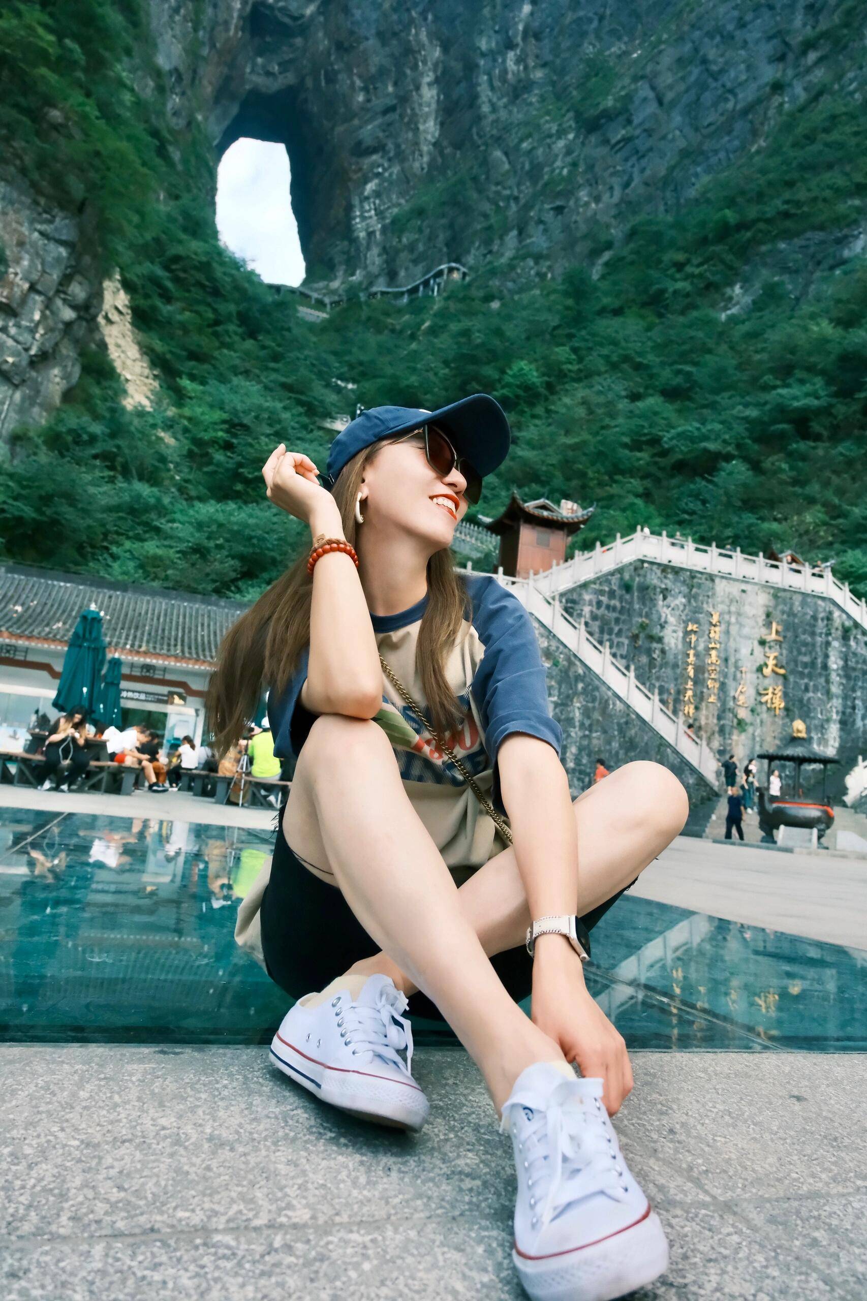 张家界五日游打卡全攻略,绝美风光美食一网打尽,注意事项助你无忧!