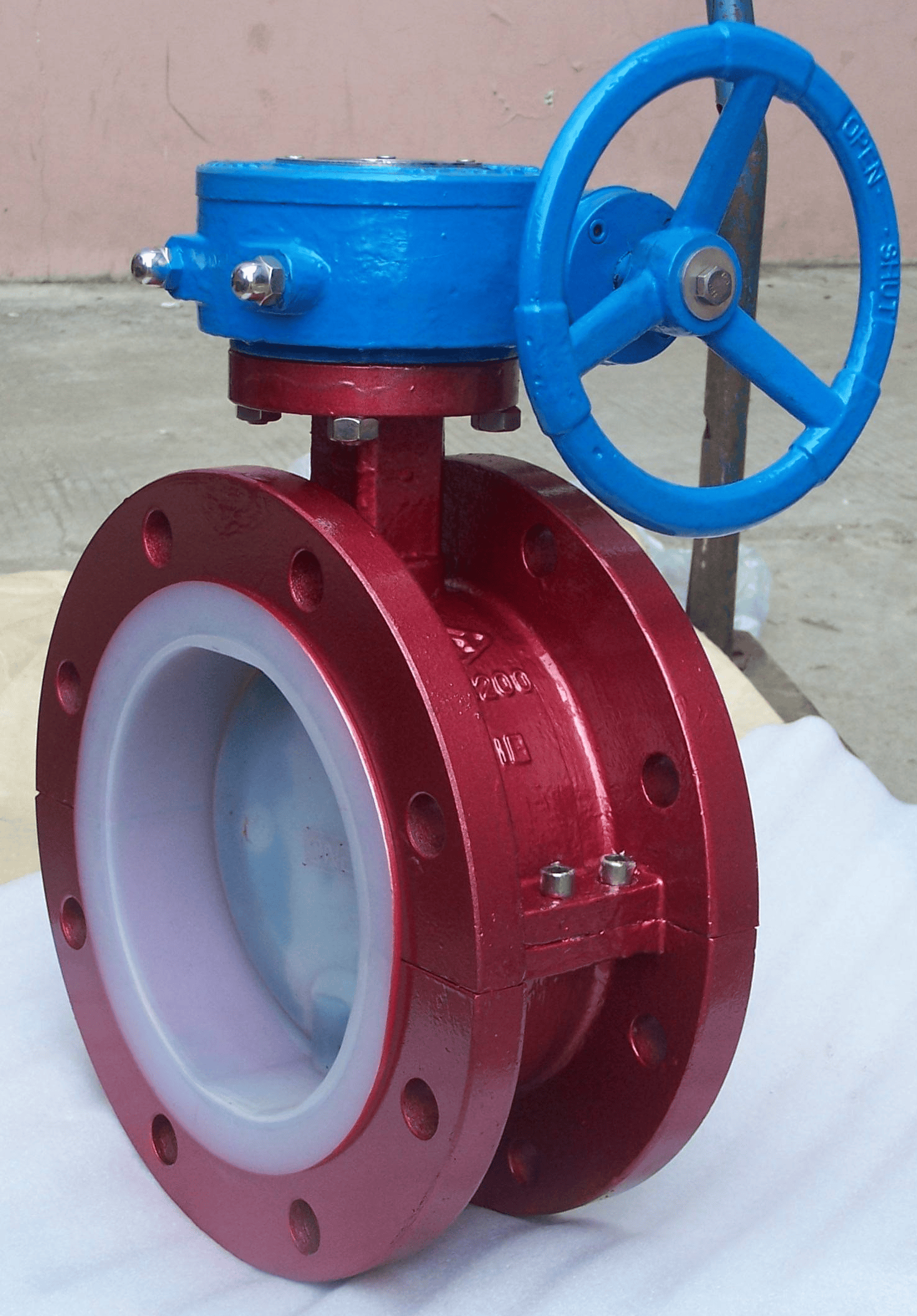 衬氟球阀,闸阀,蝶阀,过滤器,止回阀,隔膜阀维护方式及注意事项