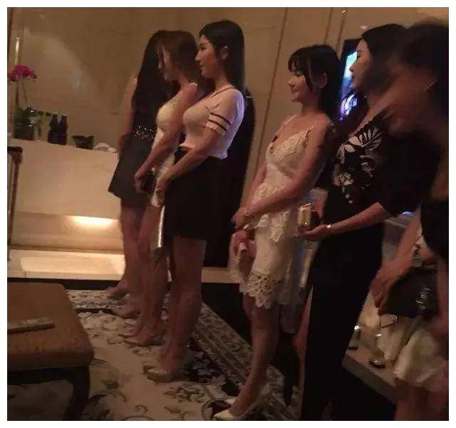 ktv夜店乱象不止,"陪唱"提供过分服务,这些歪风邪气何时处理