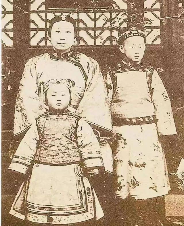 李鸿章女儿22岁还没有嫁人,1888年李鸿章找到了自己满意的女婿