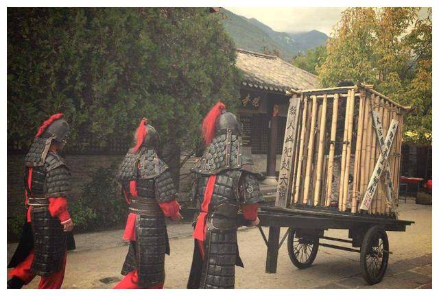 古代女囚犯被发配千里之外,为何官差们争抢去押送?原因令人唏嘘_犯人_惩罚_因为
