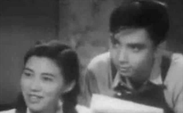 深夜回家被妻子拒之门外,37岁黎铿在公园徘徊片刻,转身跳湖自尽