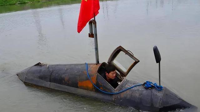 回顾一高中毕业的农民,自制鲨鱼潜艇时速达160公里,怎么做到的