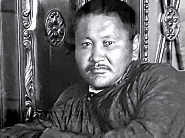 回顾蒙古国总理根登:当众扇斯大林耳光,摔其烟斗,最终结局如何