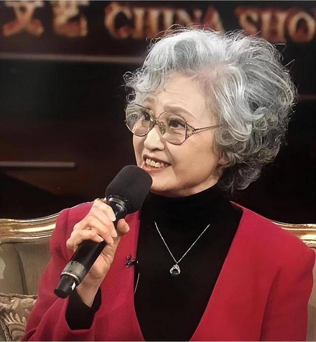 杨洁今日头条(杨洁今日头条最新消息)