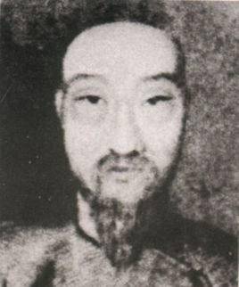 爱新觉罗子孙,外国人视他为开明典范,中国人视他为卖国狗贼