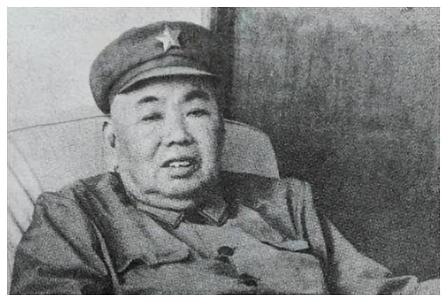 叶帅问许世友:南京军区还指挥得动不?许答完,3位元帅会意一笑_叶剑英_毛主席_中国