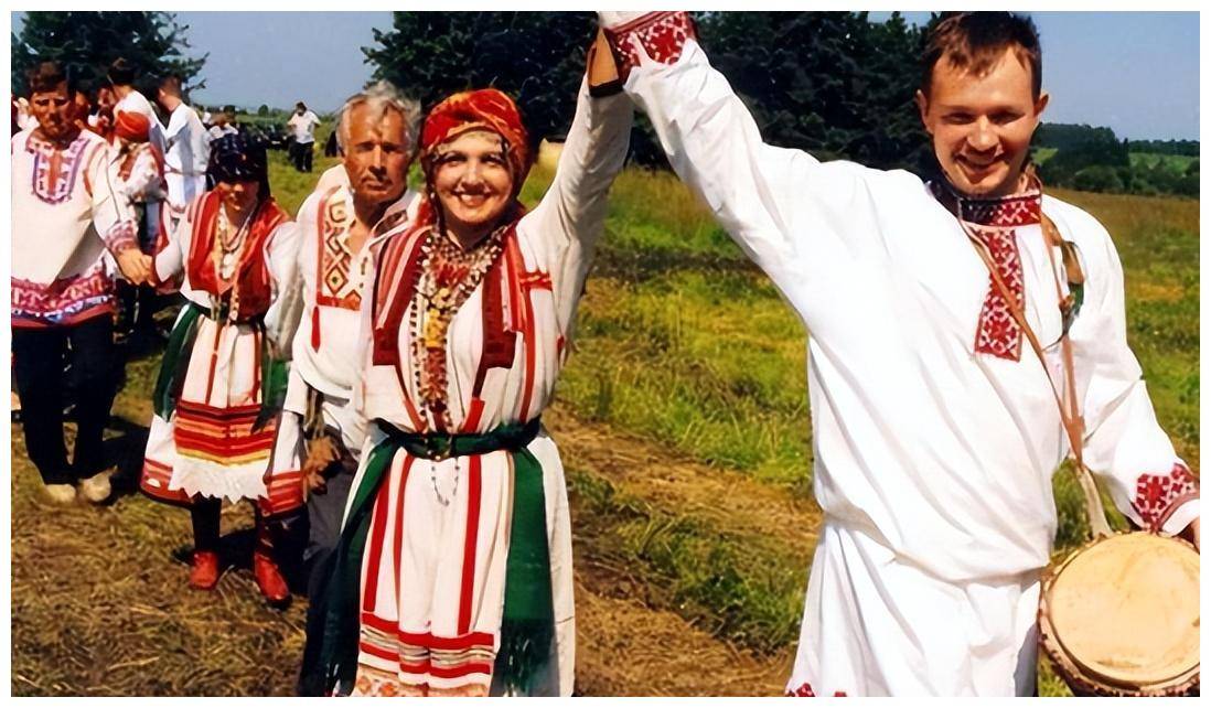 100年前,逃亡中国20万俄罗斯人,后代骄傲宣称:我们是中国人!